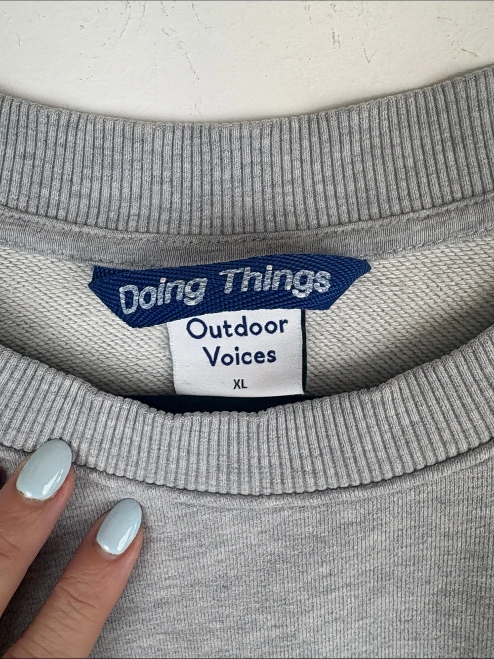 Outdoor Voices Move Your Body For Your Mind Graphic Sweatshirt Gray XL
